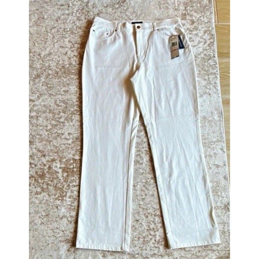 Jones New York Signature White Stretch Jeans Women’s Size 10 NWT Straight Leg